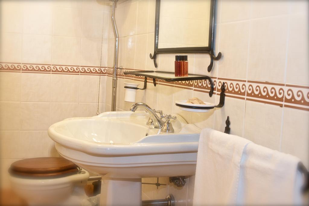 Rosso Porpora Villa Colle Umberto  Екстериор снимка